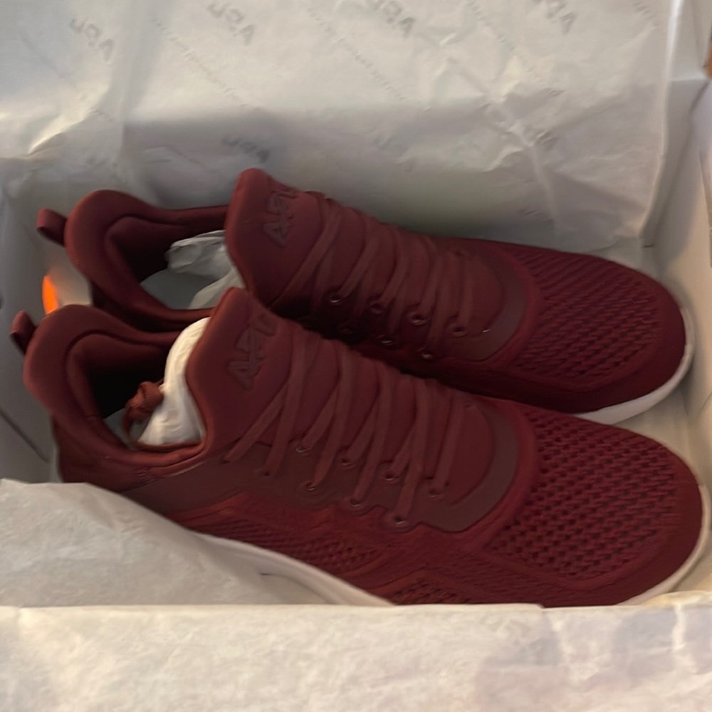 Athletic Propulsion Labs Techloom Tracer